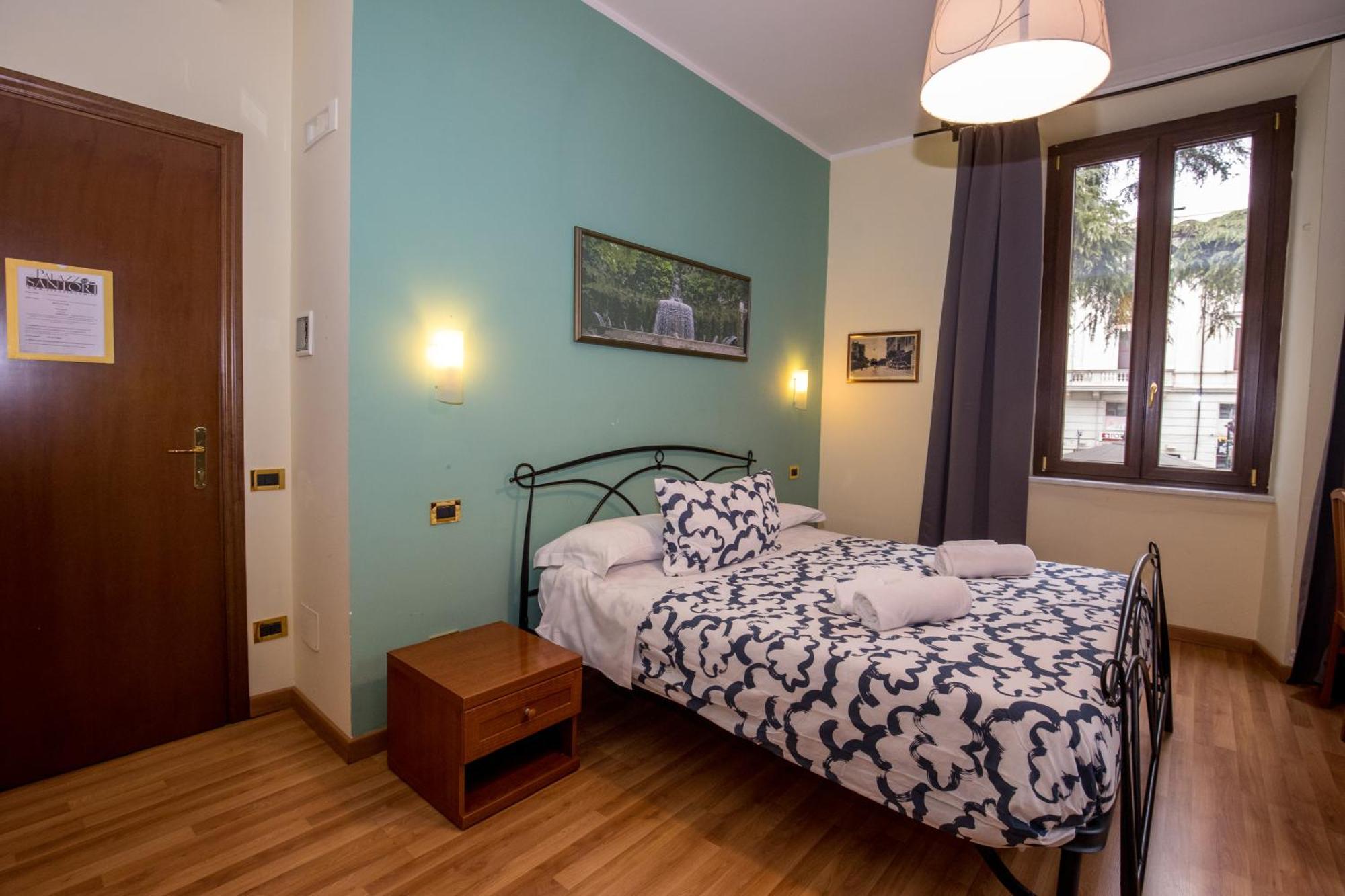 Palazzo Santori Guest house